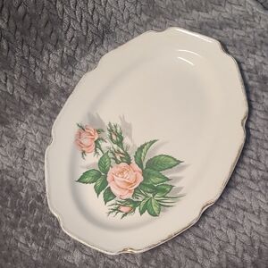 Z16: Floral Cream Platter